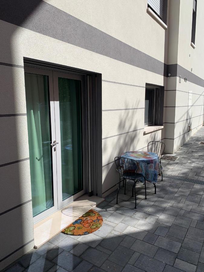 8 Di Cuori Bed & Breakfast Rimini Ngoại thất bức ảnh