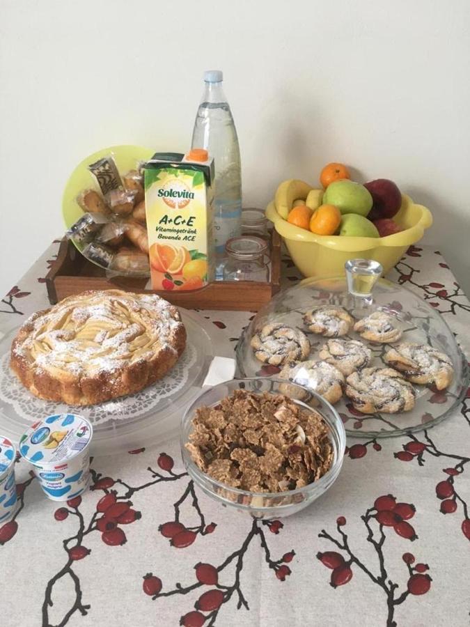 8 Di Cuori Bed & Breakfast Rimini Ngoại thất bức ảnh